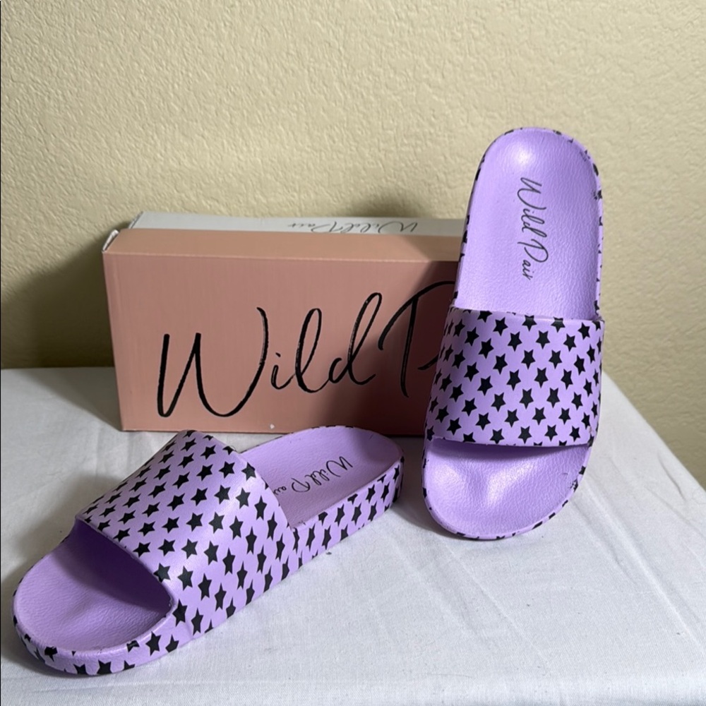 Wild Pair Purple Star Slide Sandals